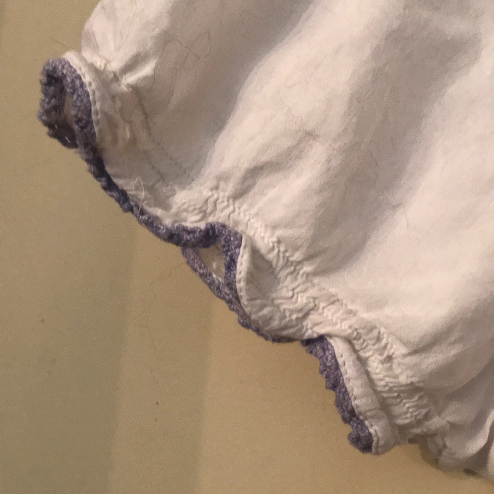 “OASIS” Embroidered White and Blue Cotton Dress. - Picture 5 of 16